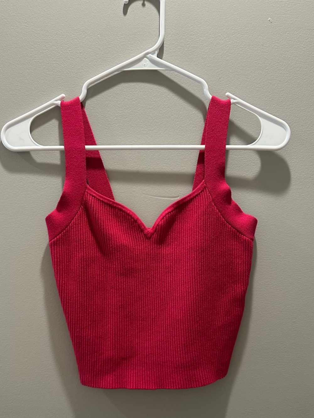 Abercrombie & Fitch Hot Pink Ribbed Sweetheart Crop Tank